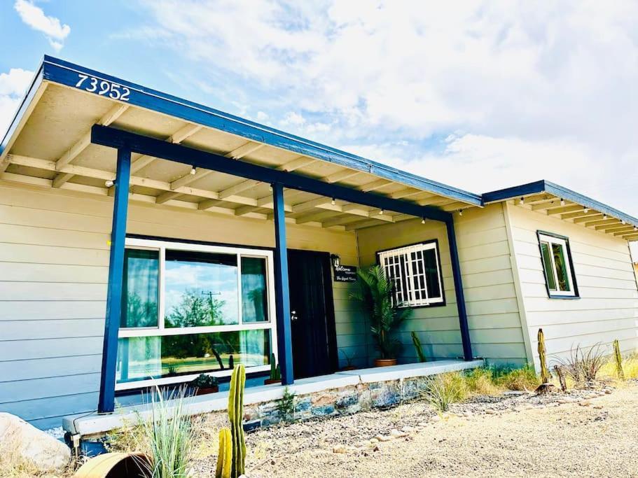 The Desert Monroe-Hot Tub-Firepit-Games-By Joshua Tree National Park 트웬티나인팜스 외부 사진