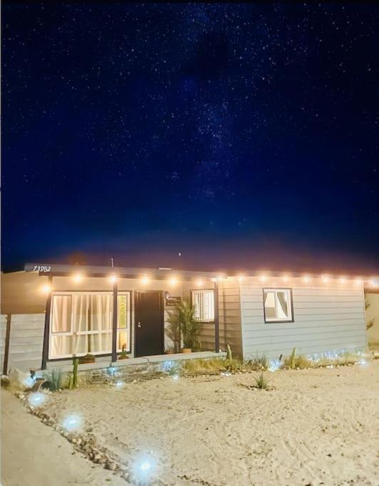 The Desert Monroe-Hot Tub-Firepit-Games-By Joshua Tree National Park 트웬티나인팜스 외부 사진